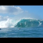 SURFING HAWAII:  BIG PIPELINE CHRISTMAS SWELL  ハワイ:パイプライン